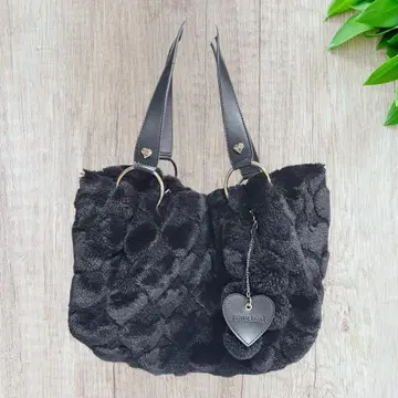 Private Label 복슬복슬 하트 무늬 핸드백 블랙