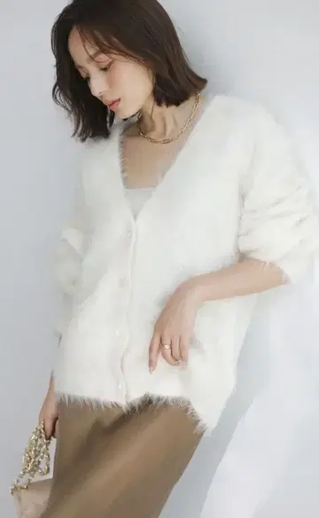 아뉴앙스 알파카 가디건 스커트