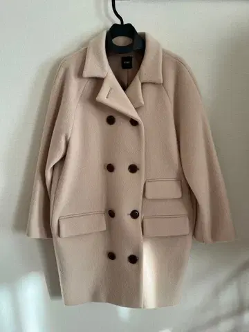 HYMI. 베이지 더블 브레스트 체스터 코트