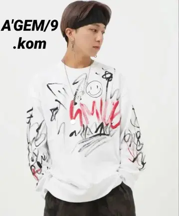 [ 완판템 ] .kom 프론트 그래픽 트레이닝복/맨투맨