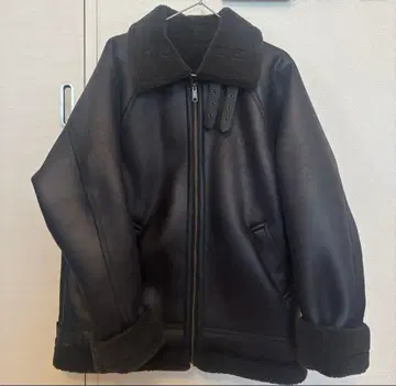 KBF 페이크 무스탕 플라이 자켓