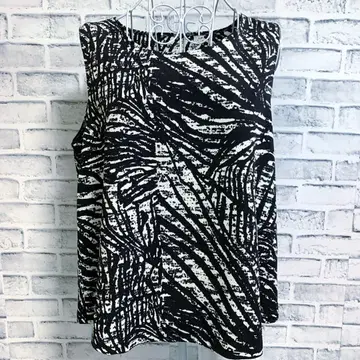 [ 시선당 ] 일본제 올 패턴 크레이프 원단 슬리브리스 상의