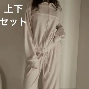 andmary Milky pile heart zip tops 상하의 세트