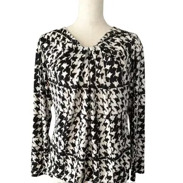 LAPINE 라핀 스트레치 티셔츠 상의 하운드투스 40