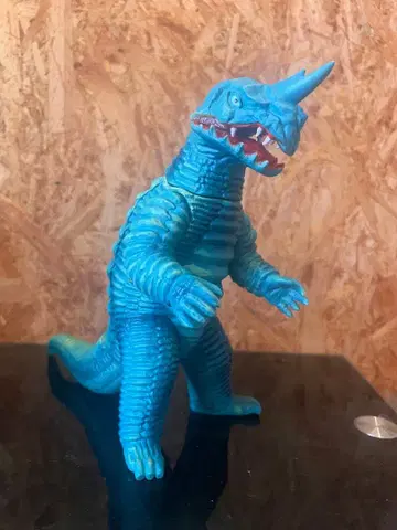 마미트 아보라스