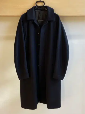 [ 새상품급 ] 어태치먼트 롱 코트 M 사이즈 네이비 컬러