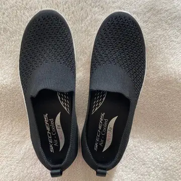 SKECHERS Air Cooled 슬립온 스니커즈 블랙