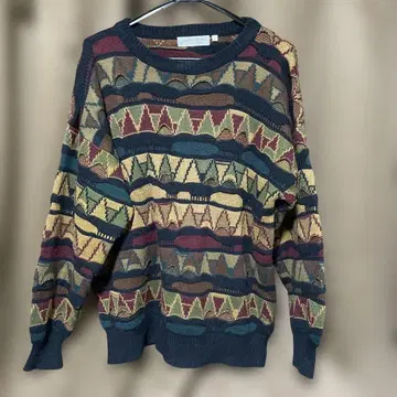 구제 의류 패턴 니트