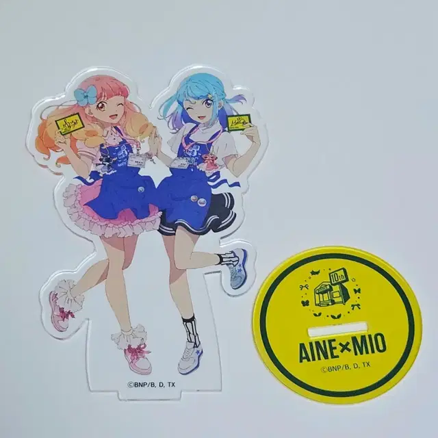 아이카츠 프렌즈 빌리지뱅가드 아이네 미오 아크릴 스탠드 퓨어팔레트