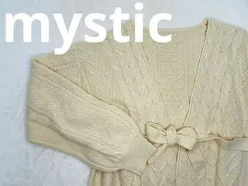 [ mystic ] 미스틱 F 가디건 스웨터 화이트