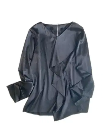 택 포함 새상품 DoCLASSE 스트레치 새틴 프릴 블라우스