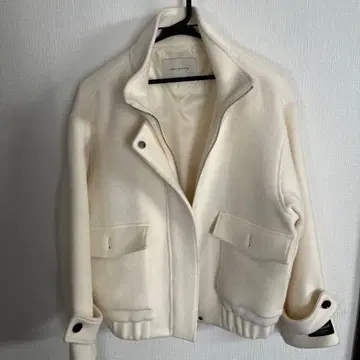 나노 유니버스 화이트 집업 자켓