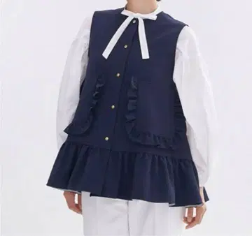 요리 포켓 프릴 베스트 네이비