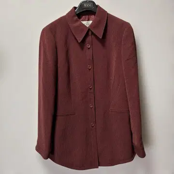 버건디 테일러드 자켓과 팬츠 세트