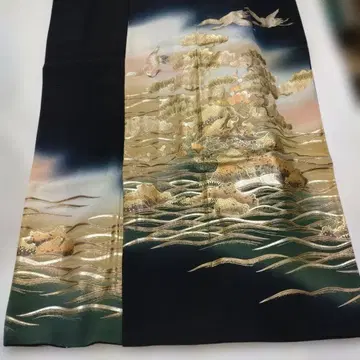 블랙 전통 예복 기모노 금실 파도 무늬 학 자수 럭셔리 1