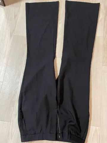 HARE 플레어 팬츠