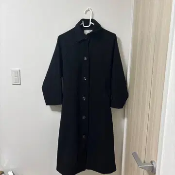 [ MURUA ] 블랙 리본 포함 롱 코트