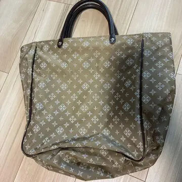 Russet 베이지 나일론 핸드백 빅