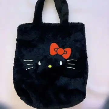 헬로키티 퍼 토트백 블랙