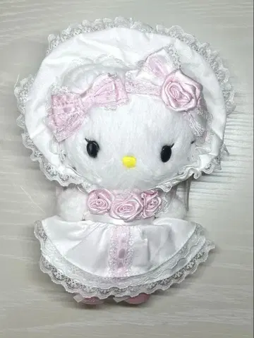 헬로키티 산리오 화이트 프릴 마스코트 홀더