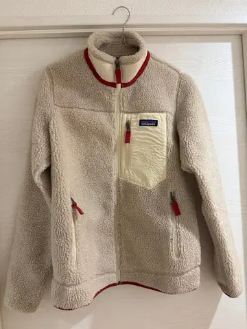 Patagonia 플리스 자켓 크림색