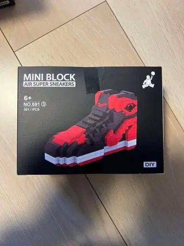 MINI BLOCK AIR SUPER SNEAKERS NO.691
