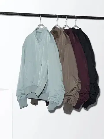 컨디션 최상 유니클로 보머 자켓 블루종 점퍼