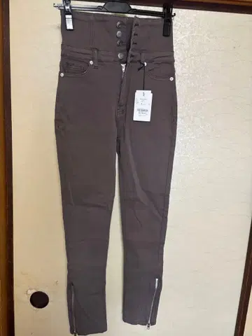 택 포함 새상품 립 서비스 하이웨스트 팬츠 S 정가 약 1만 엔