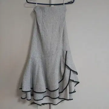 택 포함 새상품 프로포션 바디 드레싱 그레이 플레어 스커트 S 사이즈