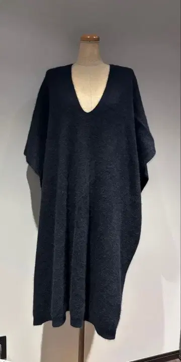 미사용 새상품 Aga 폭스 3way 니트 판초