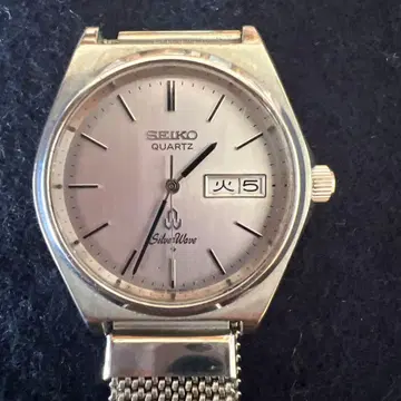 SEIKO SilverWave 쿼츠 손목시계