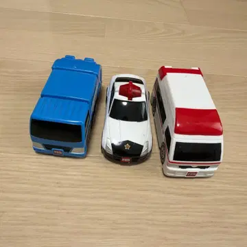 처음 만나는 토미카 청소차, 순찰차, 구급차 3개 세트