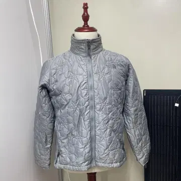 The North Face 눈꽃 충전솜 퀼팅 자켓 M D9