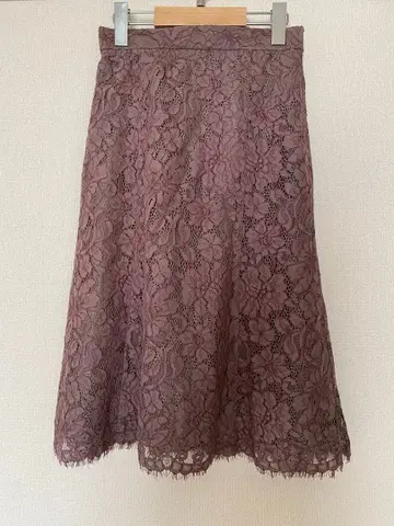 퍼플 레이스 플레어 스커트 무릎 기장