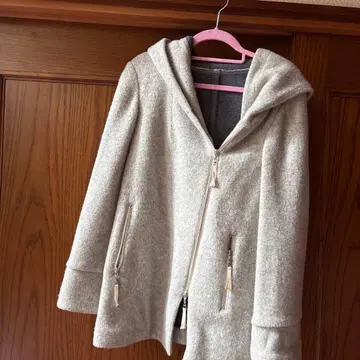 신시아 리 울 코트