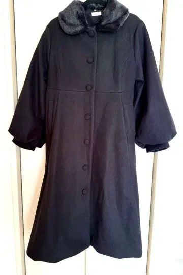 아오키 미사코 시마무라 코트 블랙