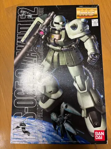 반다이 MG 양산형 모빌슈트 자쿠 F2형 중고품