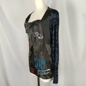 Desigual 긴팔 T셔츠 S rainbow 버터플라이 나비B4129