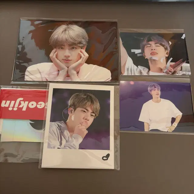 방탄 진 비공굿