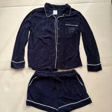 젤라또피케 파자마 셋업