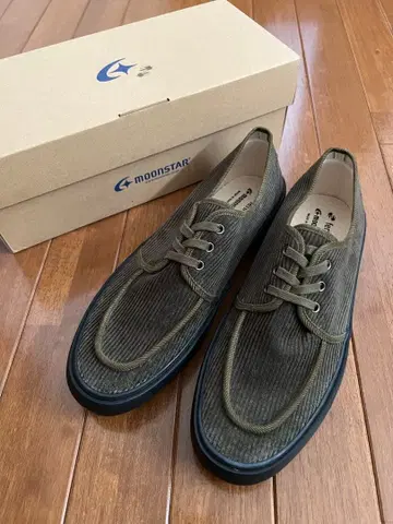 fnnica x MOONSTAR 별주 스니커즈 올리브 한정품