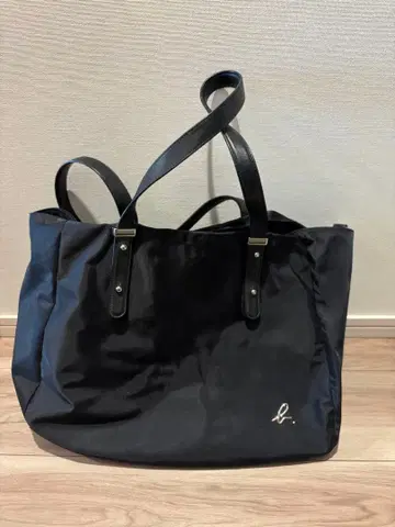 애니에스베 블랙 토트백