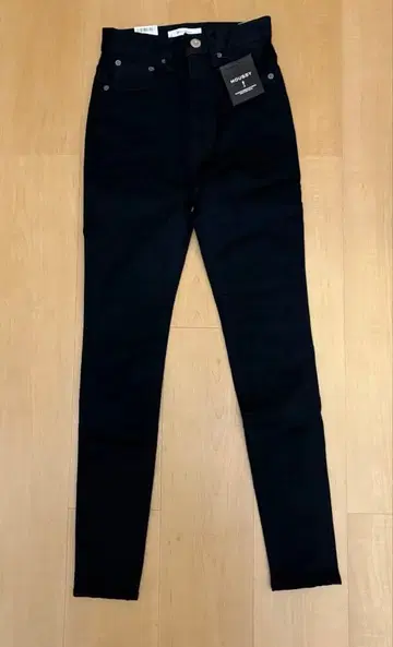 [ 미사용 새상품 ] moussy 마우지 블랙 스키니 팬츠 23인치