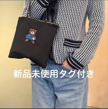 Demodee 아플리케 토트백 BEAR(바시티 자켓): BLACK