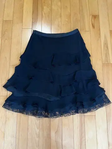 유키토리이 스커트