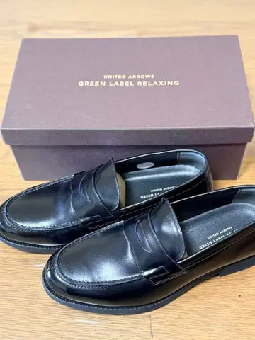 그린 라벨 릴랙싱 가죽 로퍼 V3