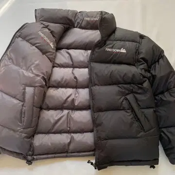 퍼스트다운 리버서블 다운 자켓 두툼함 로고 자수 블랙 그레이