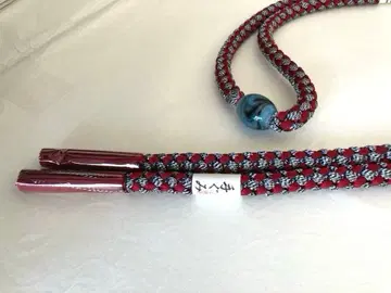 전통적인 빨검 허리띠 파란 잠자리 구슬 포함