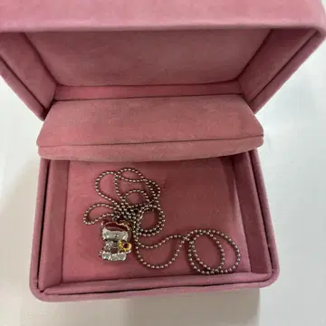 Hello Kitty 실버 목걸이 케이스 포함