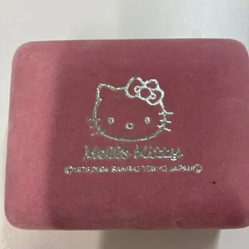 Hello Kitty 실버 목걸이 케이스 포함